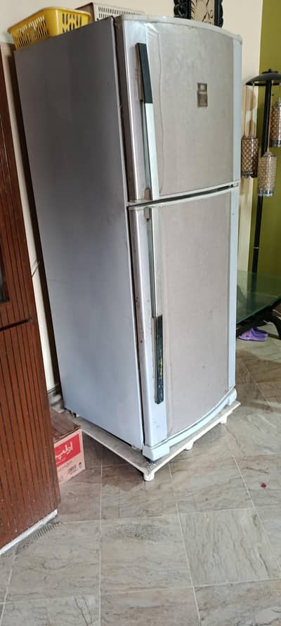 Dawlance Refrigerator, Large Size, Light Grey Colour,Top cooling