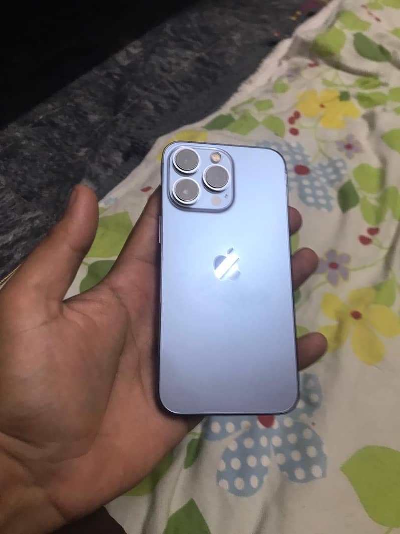 13 pro 10/10 3