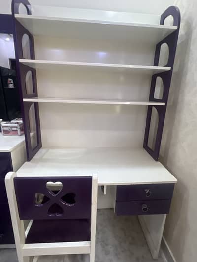 Kids study table