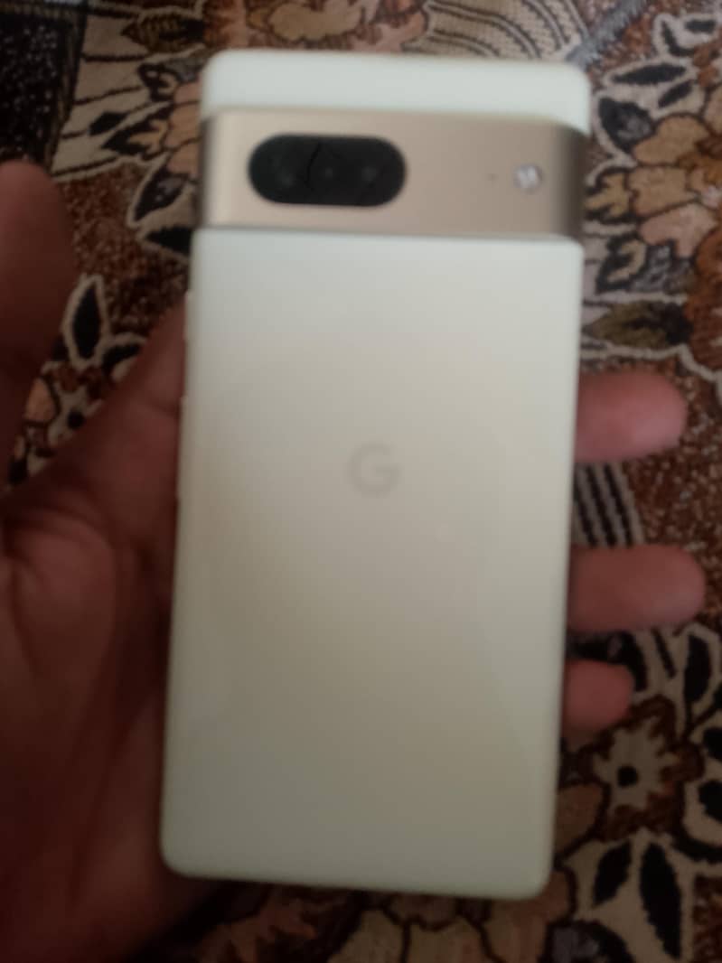 Google Pixel 7 3