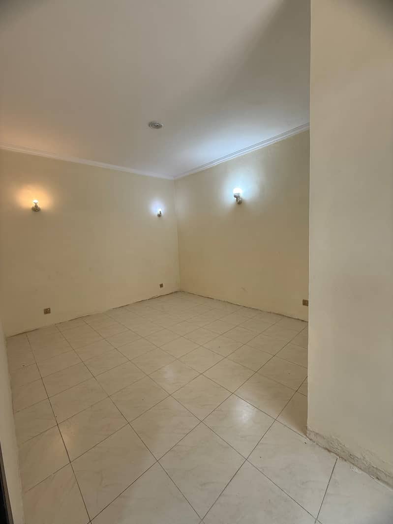 House 4