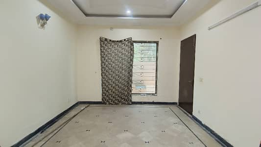 08 MARLA LOWER PORTION WITH SOLAR FOR RENT IN JOHAR TOWN LAHORE