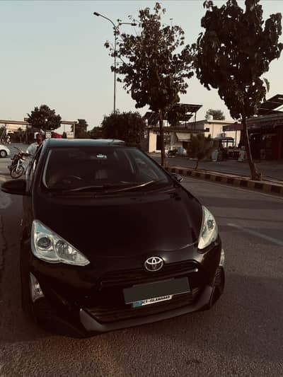 Toyota Aqua 2015 g led soft leather edition