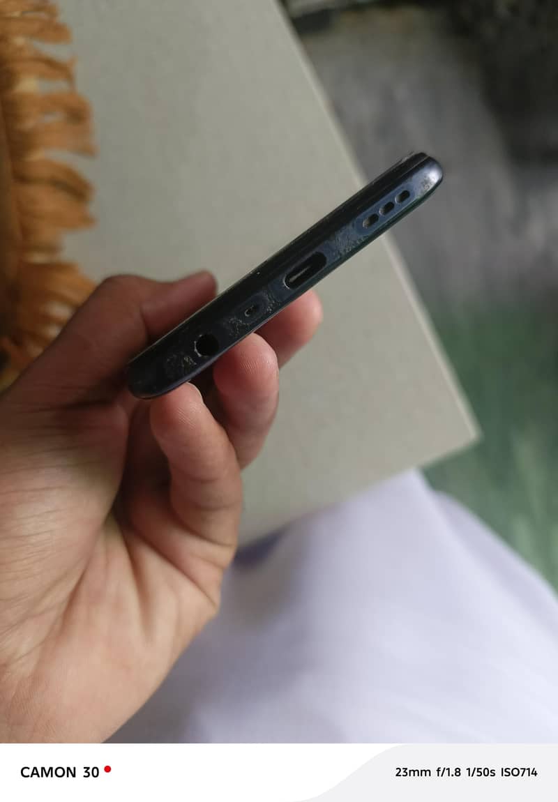 OPPO A54 4