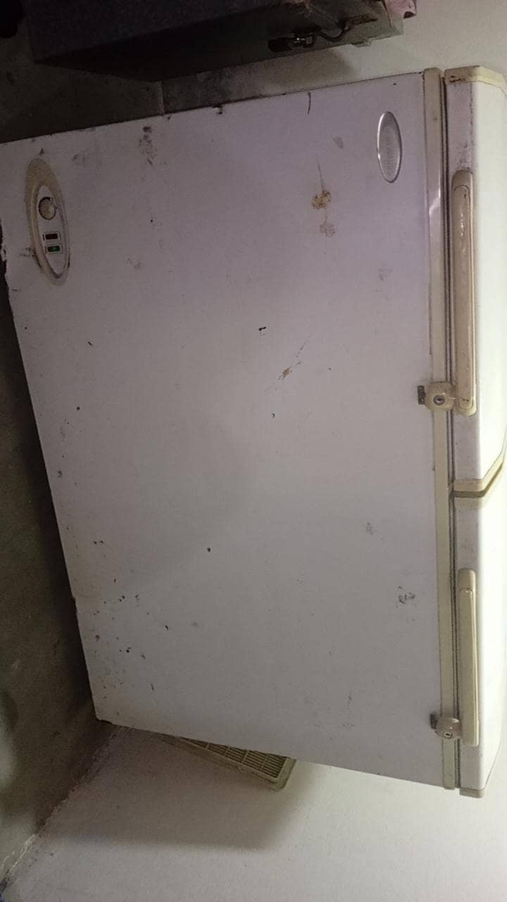 waves deep freezer 5