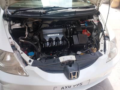 Honda City IDSI 2005 | 1300 CC | Automatic tranamission