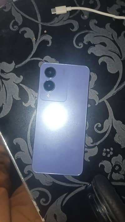 Vivo Y17s 6ram 128 only mobile