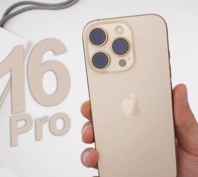 Apple iPhone 16 Pro golden