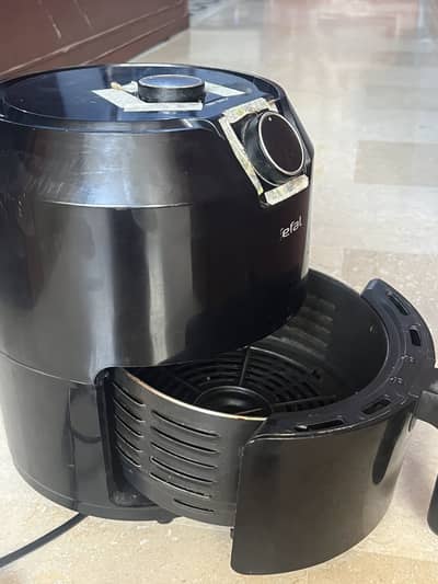 Tefal Air fryer 4.2ltrs XL .