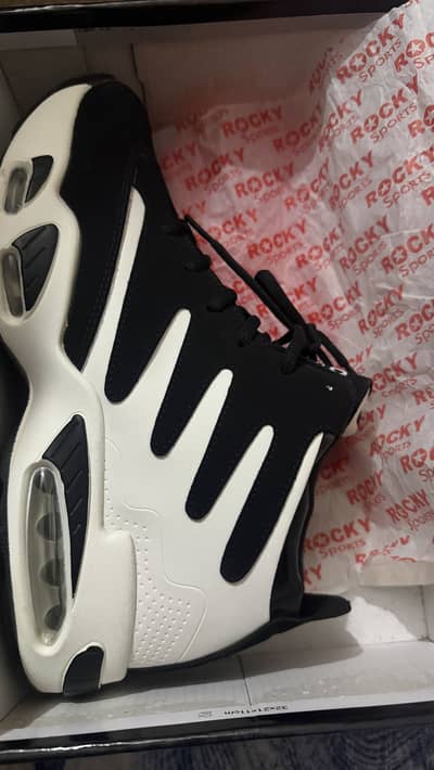 Rocky Sports Shoes Size 44 | Dubai Imported | Brand New Condition