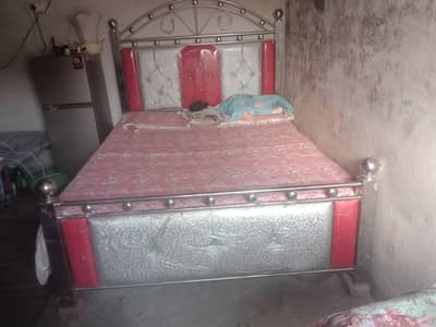 bed and foam