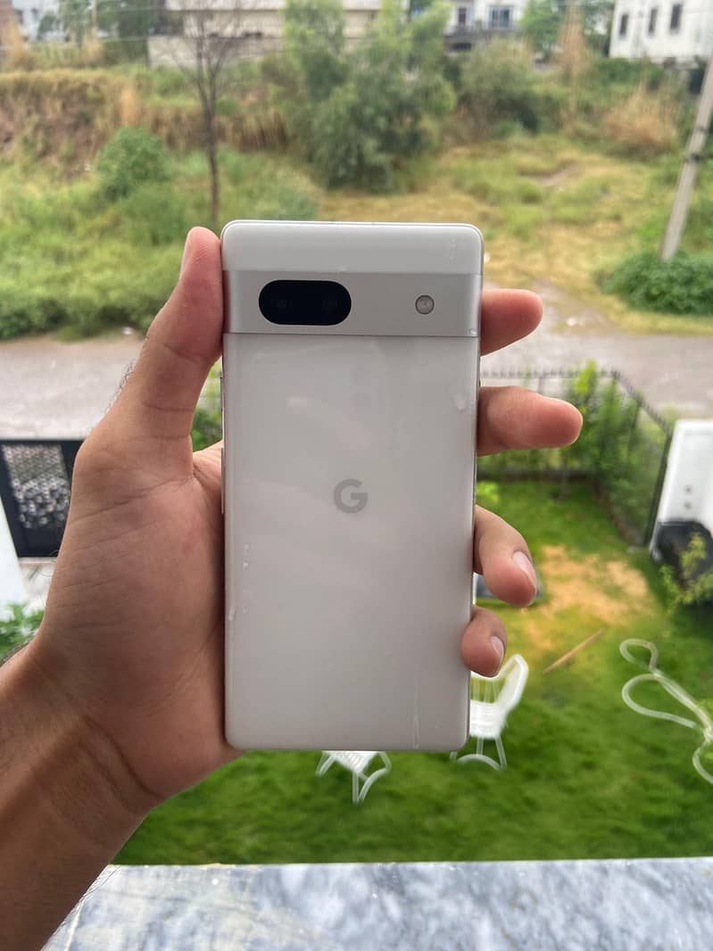 Google Pixel 7a 1