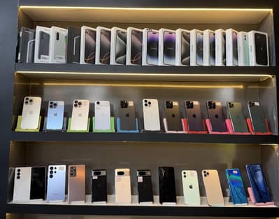 IPHONE AND SAMSUNG MODELS AVAILABLE  BOX PACK AND SLIGHTLY USED