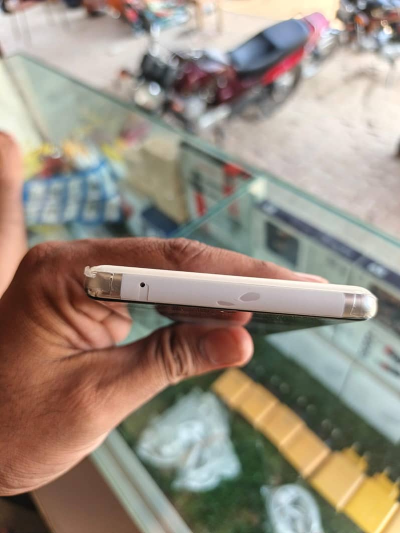 Google Pixel 6 Pro 9