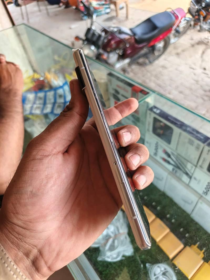 Google Pixel 6 Pro 10