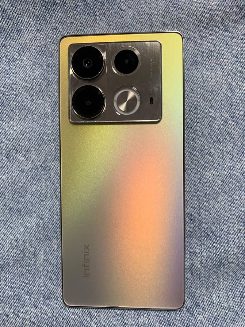 Infinix Note 40 2