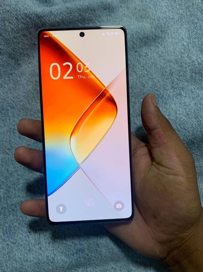 Infinix Note 40 5