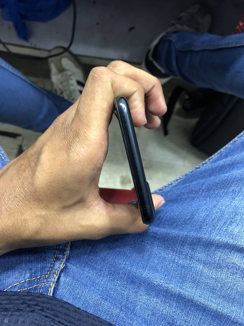 Apple iPhone 7 Plus 4