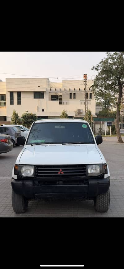 Mitsubishi Pajero 1993