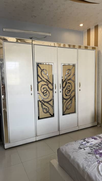 Luxury 4 Door Wardrobe for Sale
