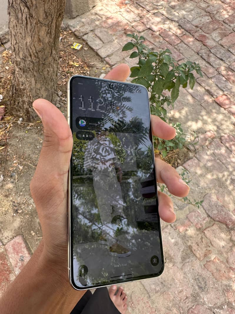 Google pixel 8 pro 4
