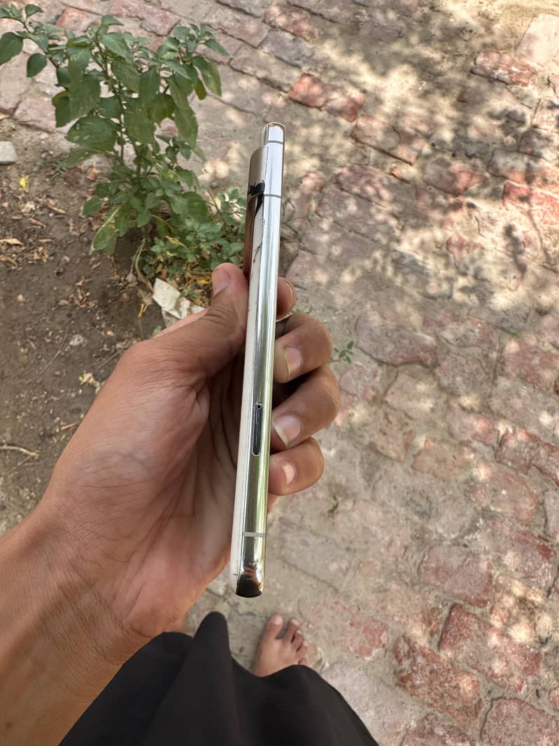 Google pixel 8 pro 5