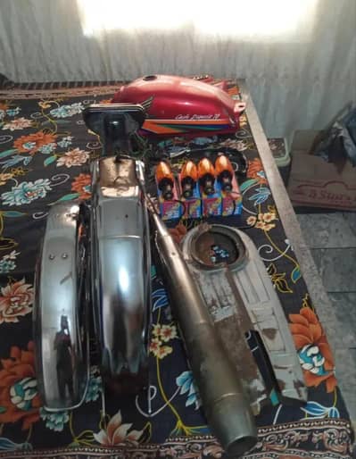 11 Model Honda 70 Tanky tapy