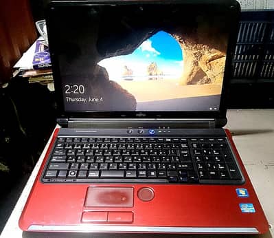 Core I3 2nd generation Fujitsu AH/54D