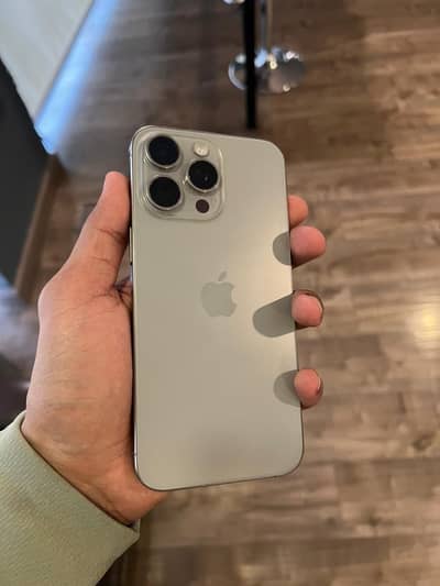 Apple iPhone 15 Pro Max