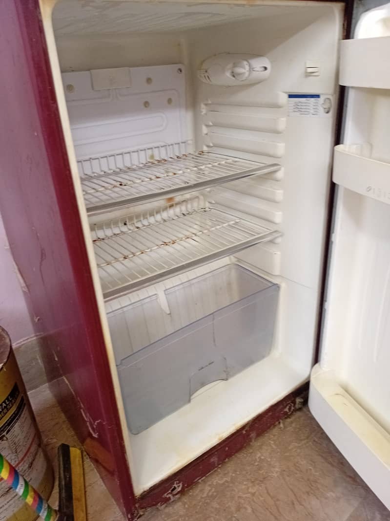 refrigerator 3