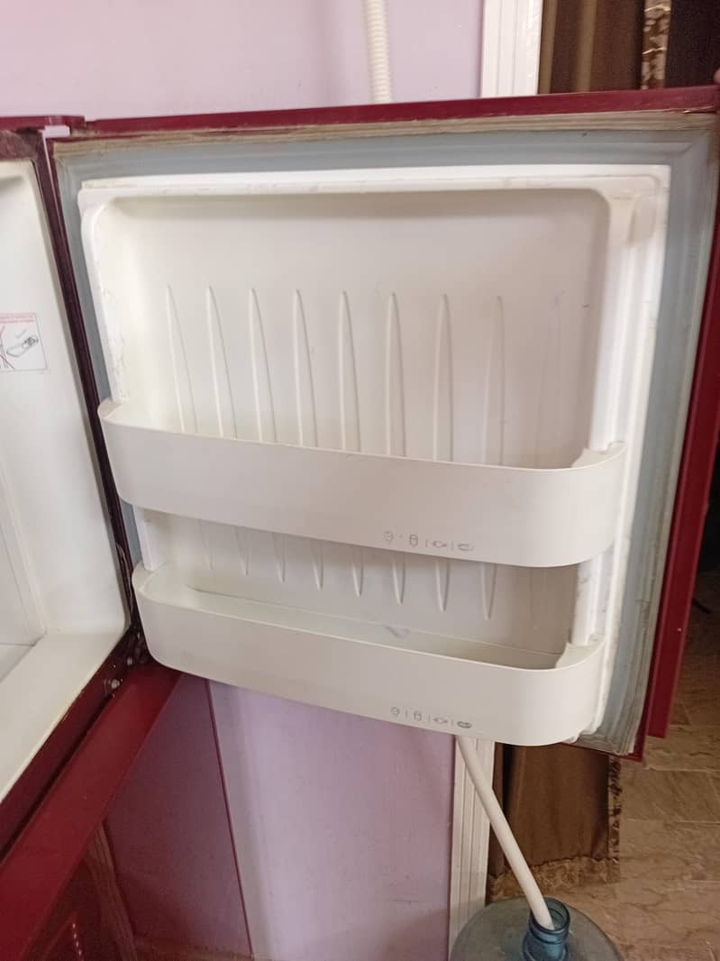 refrigerator 5