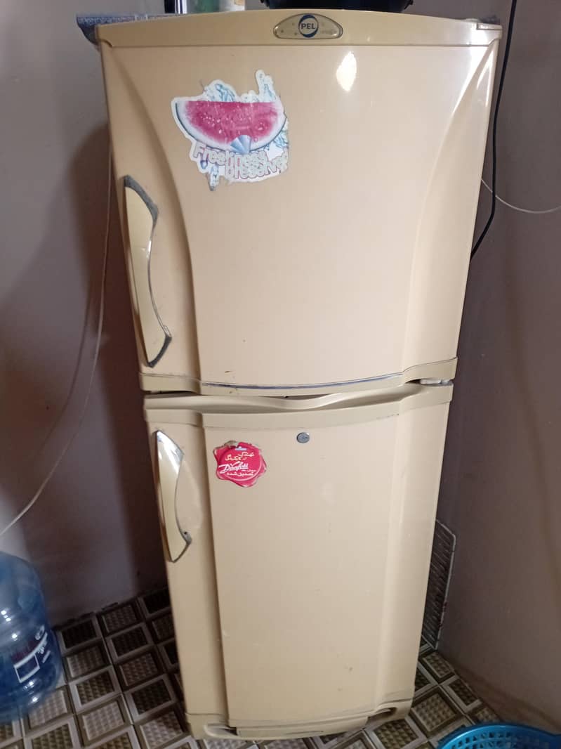 refrigerator 0