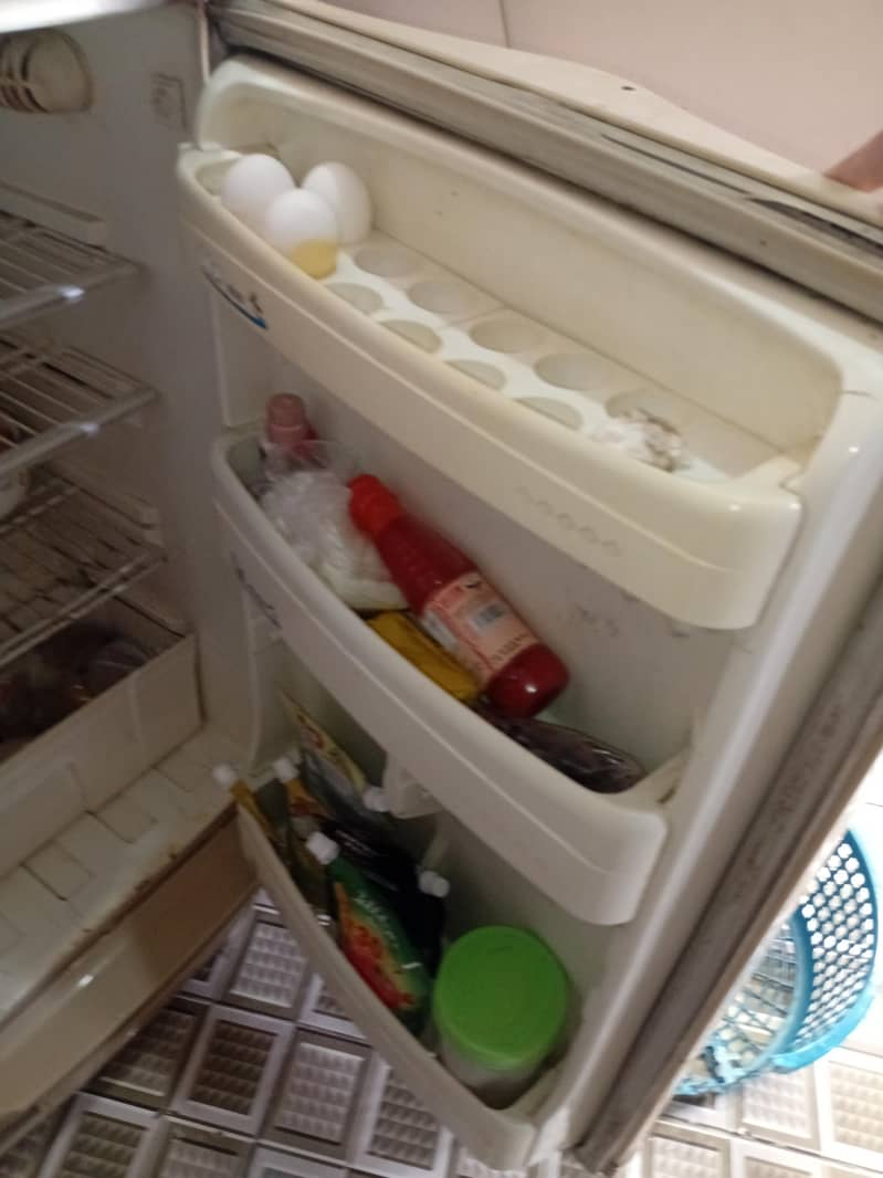 refrigerator 3