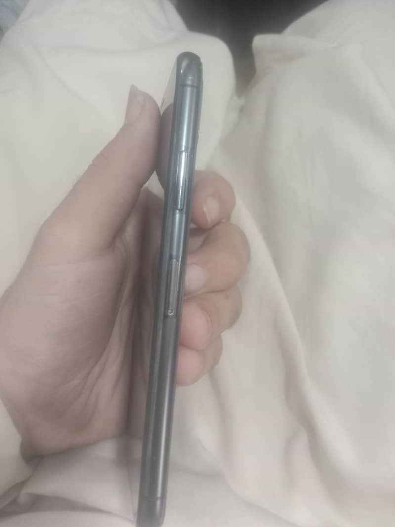 Apple iPhone X 2