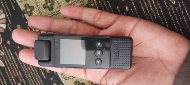 L12 1080p mini body camera