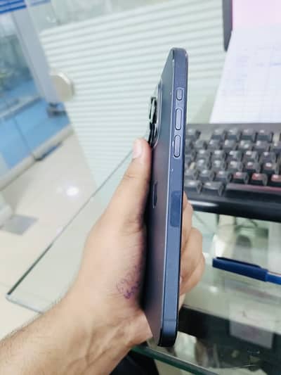 Apple iPhone 15 Pro Max With Box
