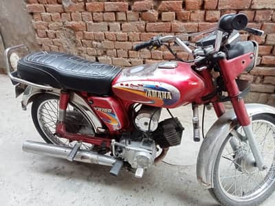 Yamaha 100