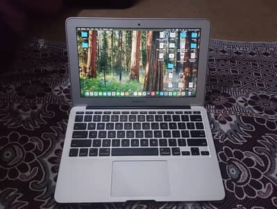 MacBook Air 2015 -- 128GB
