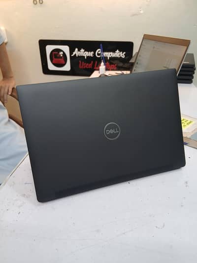 Dell laitude 7420 core i 11th gen 16 gb ram 256 gb nvme
