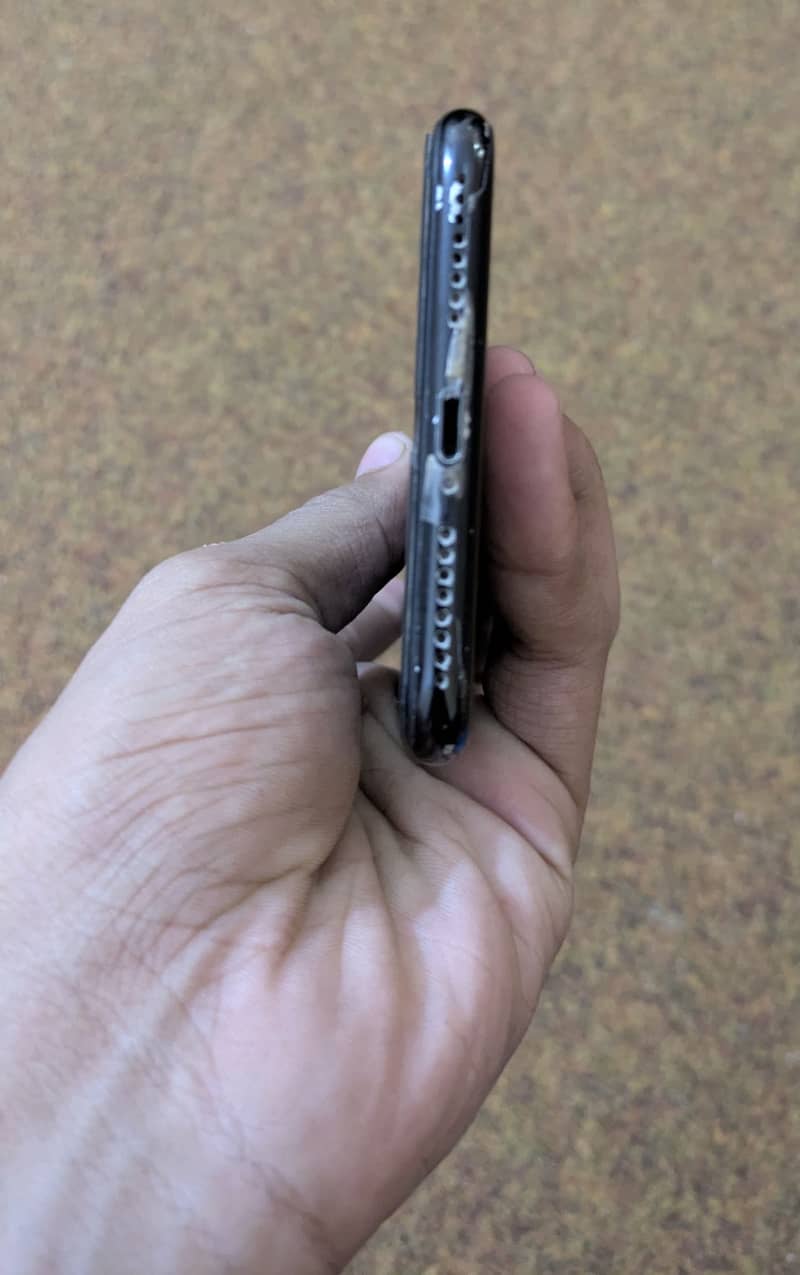 Apple iPhone 7 Plus 3