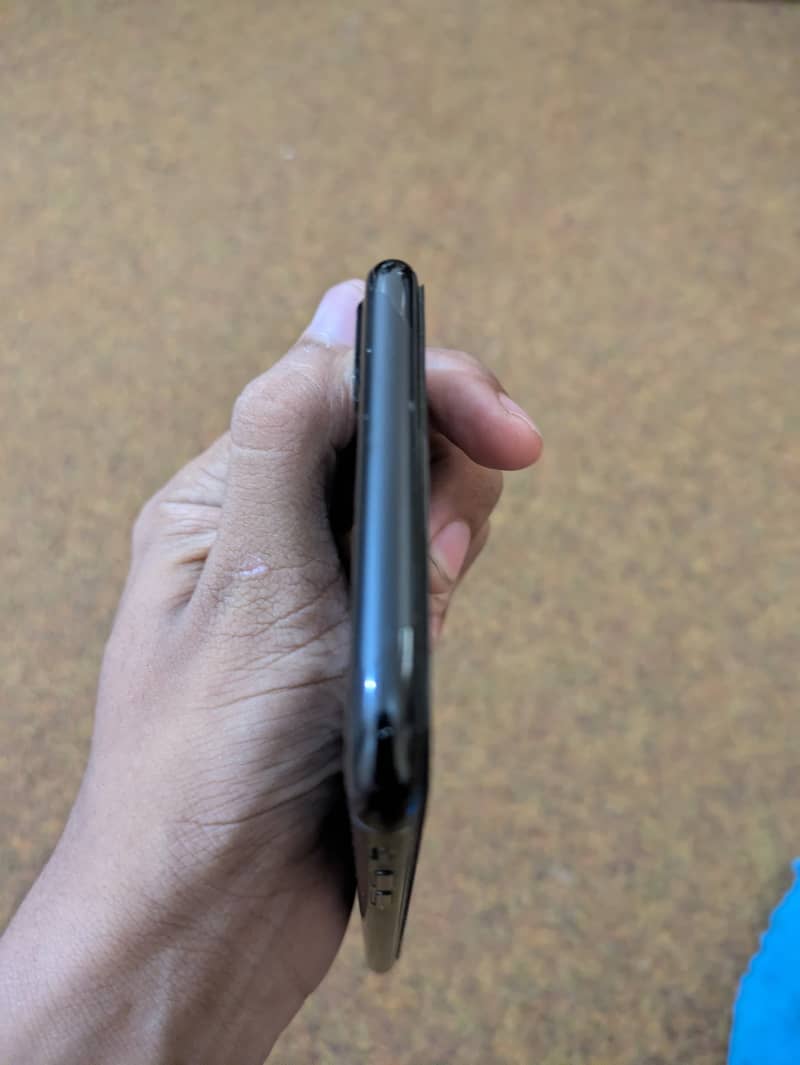 Apple iPhone 7 Plus 4