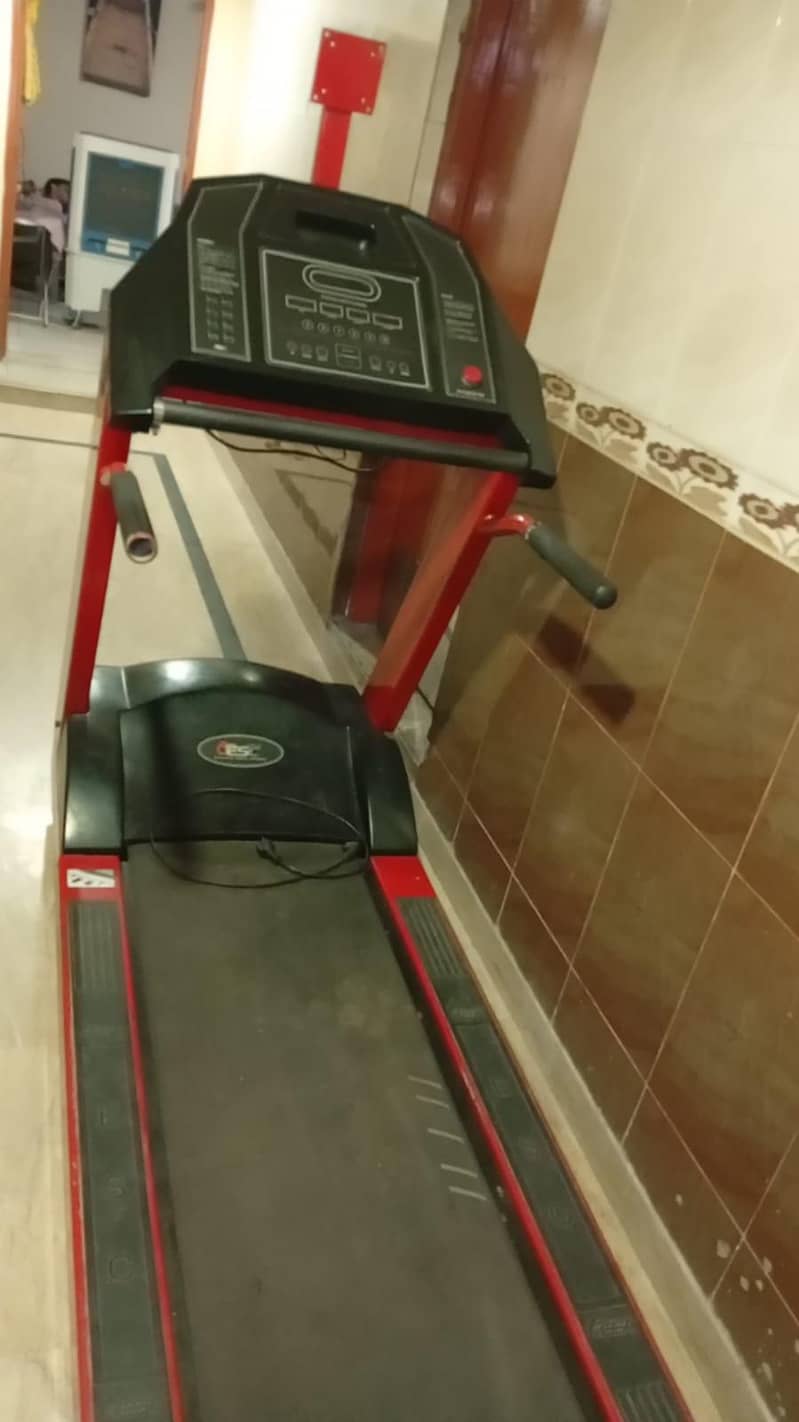 Running machine 3