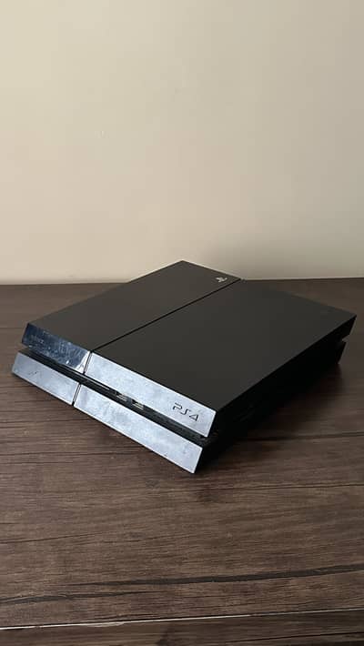 PlayStation 4 (fat)