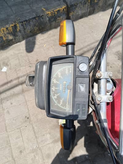 Honda 70 CD bike 03074339118