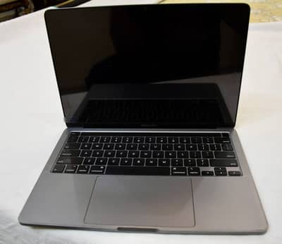 Macbook Pro 2020 13 inch 1.4 GHz Quad Core Intel Core i5