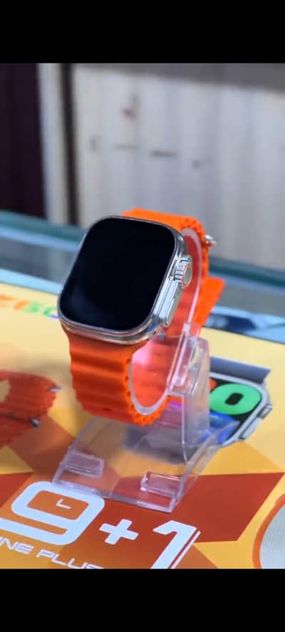 smart watch  with 7 strap new. h ek bar be use nai