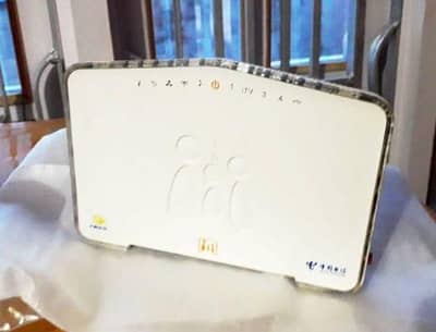 Huawei High-Speed Dual-Band Wireless Wi-Fi Router & Fiber ONT Gateway