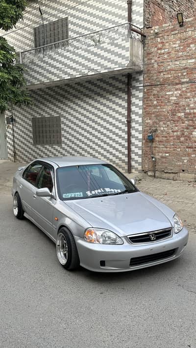 Honda Civic VTi 1997 converted 2000