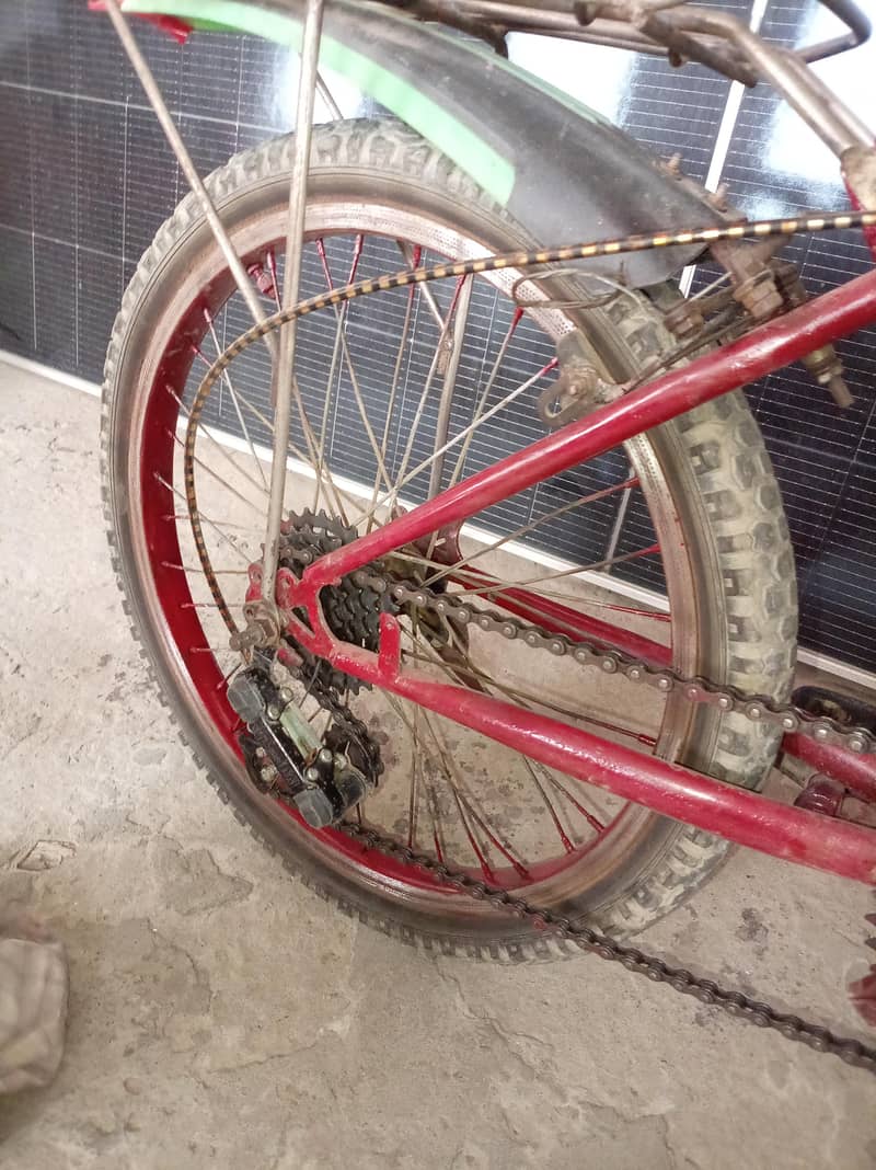 اچھی حالت میں سائیکل برائے فروخت 2