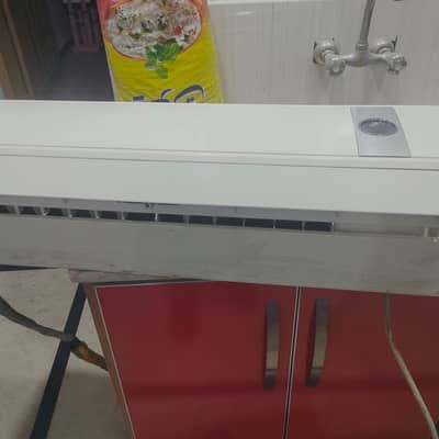 Gree 1.5 Ton Split Ac 10/10 Condition